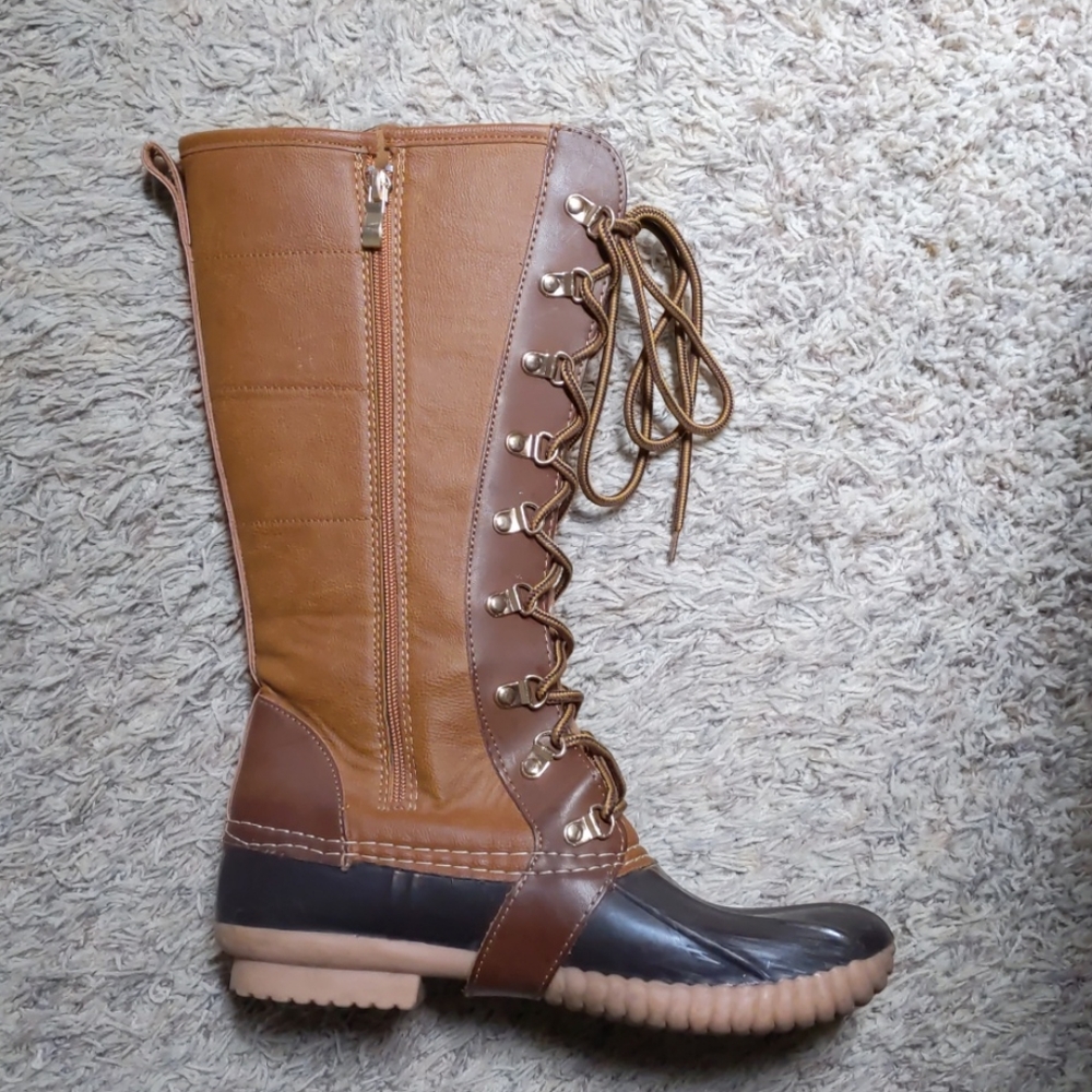Boots - Picture 3 of 3